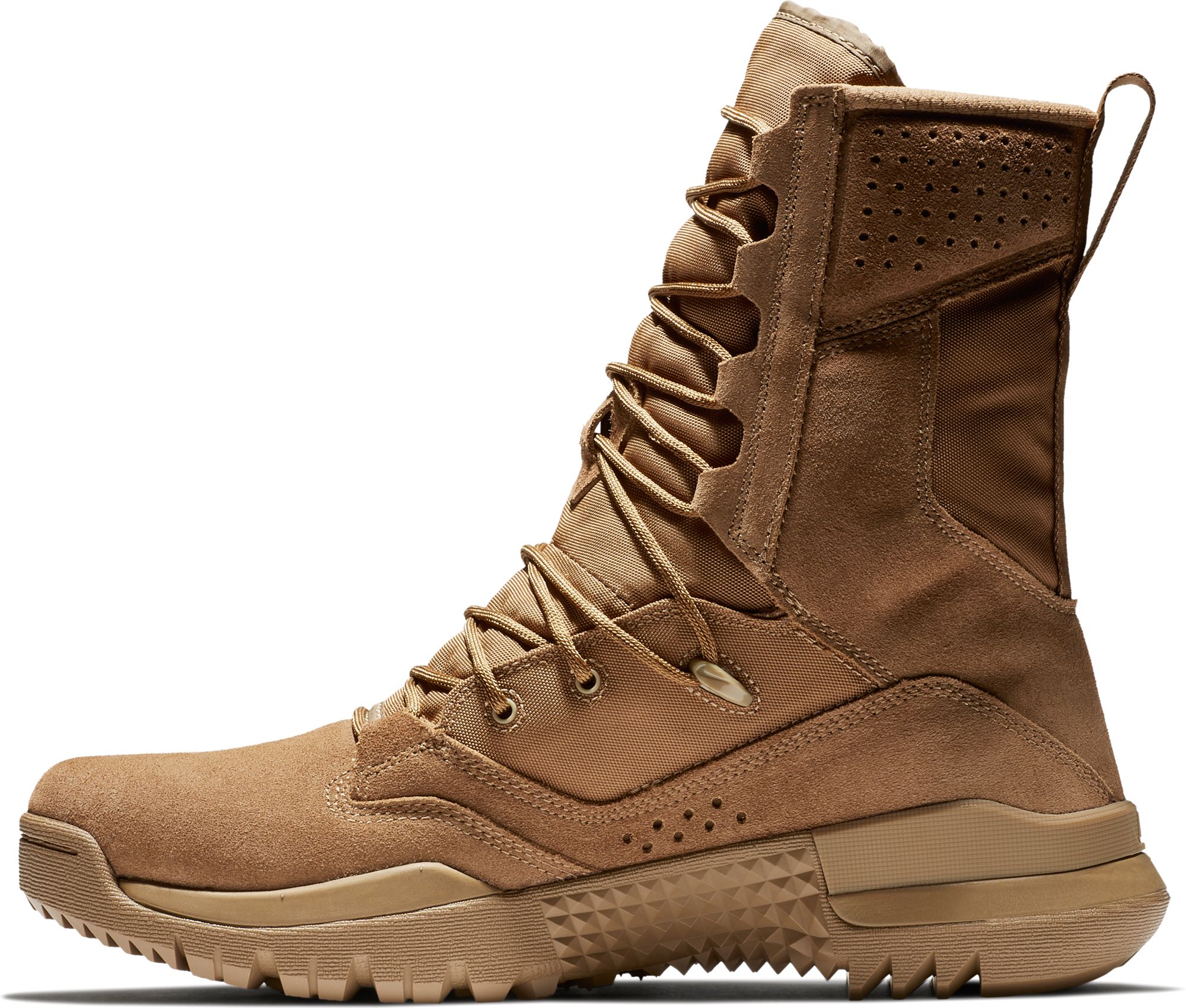 nike coyote brown boots