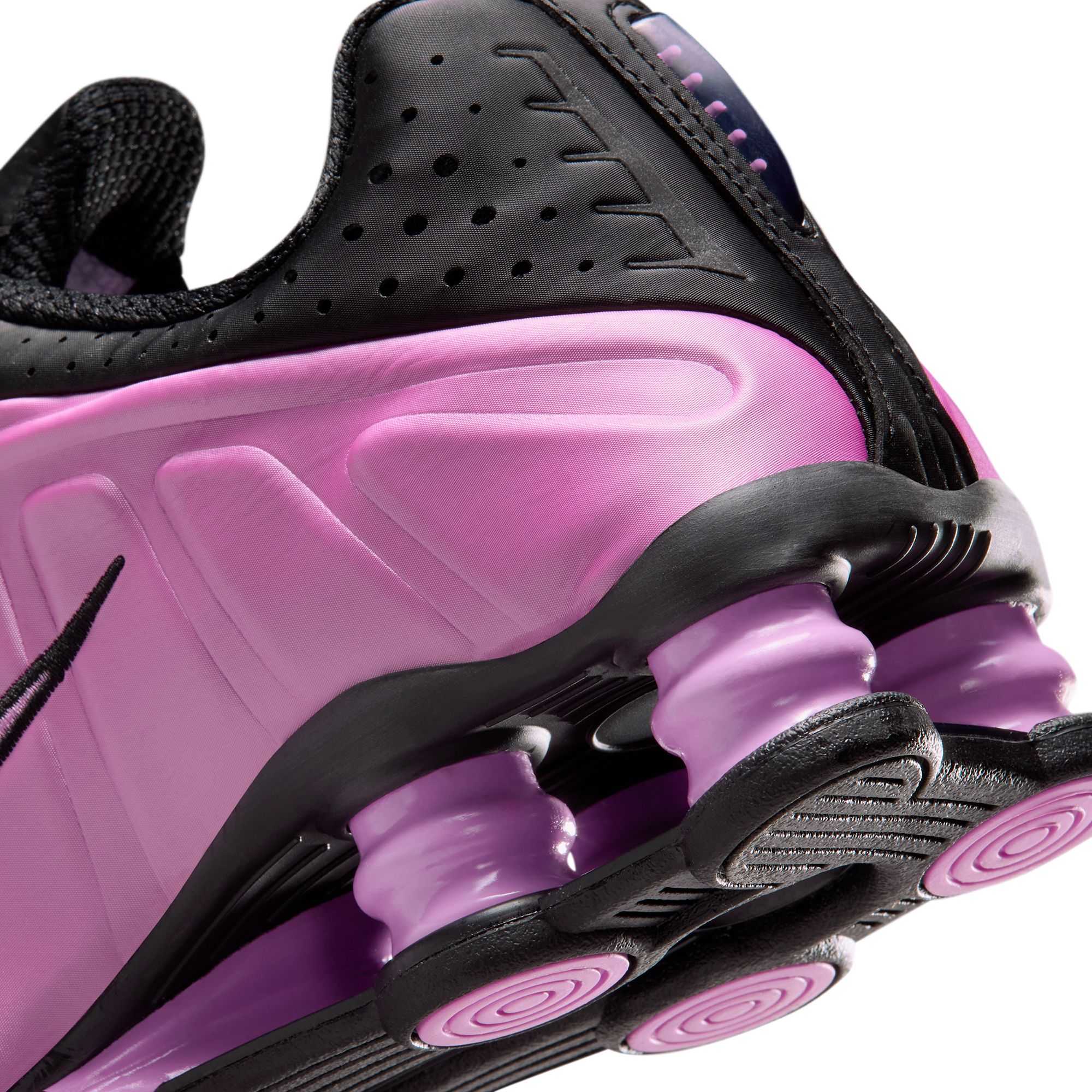Nike Women's Shox R4 Shoes product image