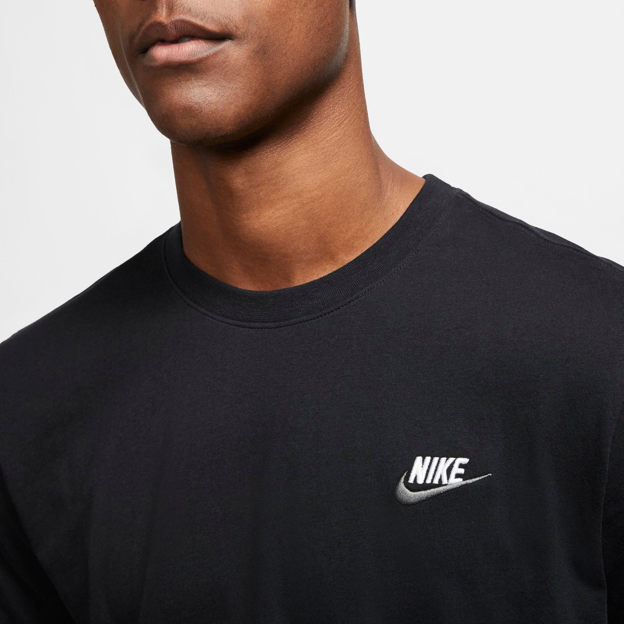 Nike Men's Sportswear Club T-Shirt product image