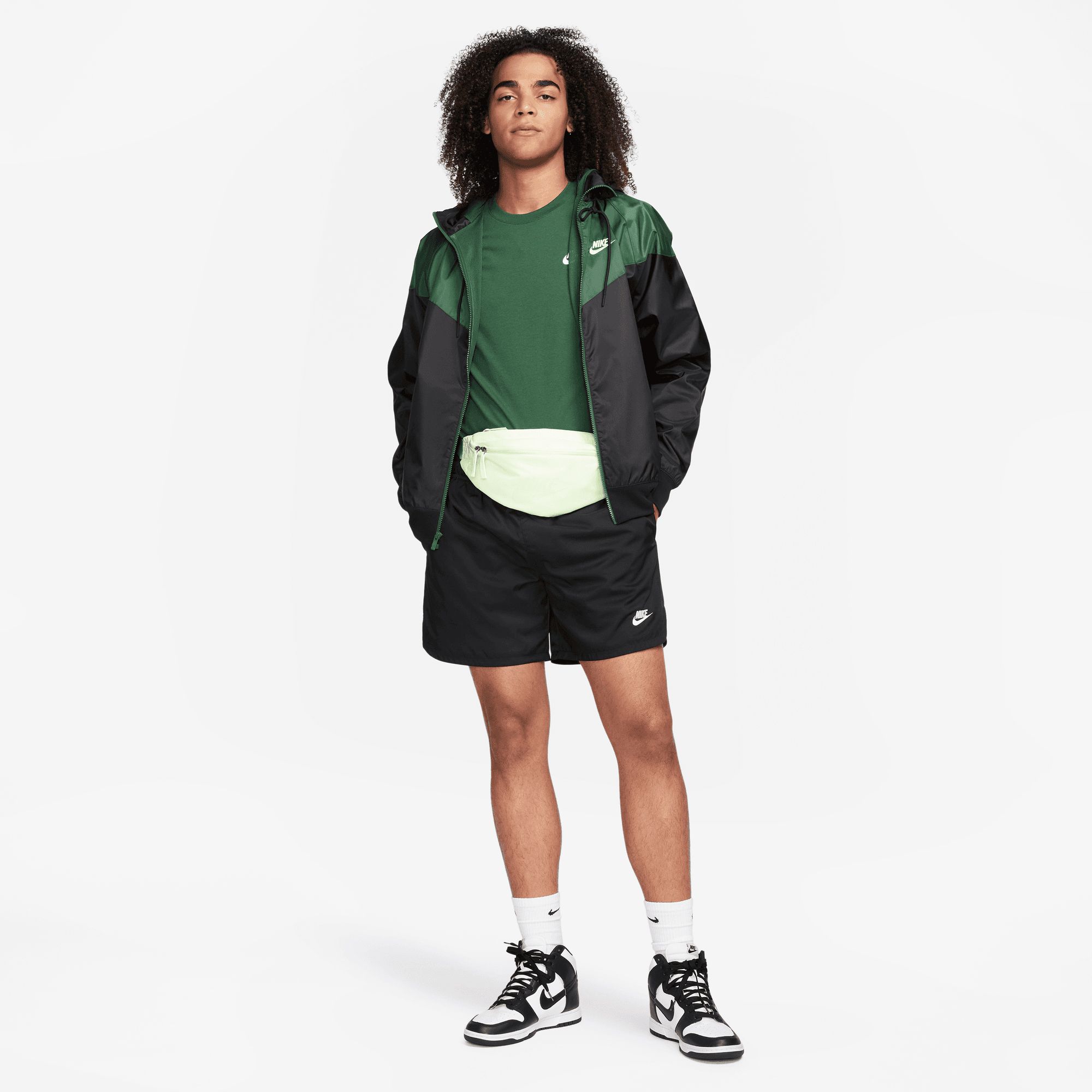 Nike Men's Sportswear Club T-Shirt product image