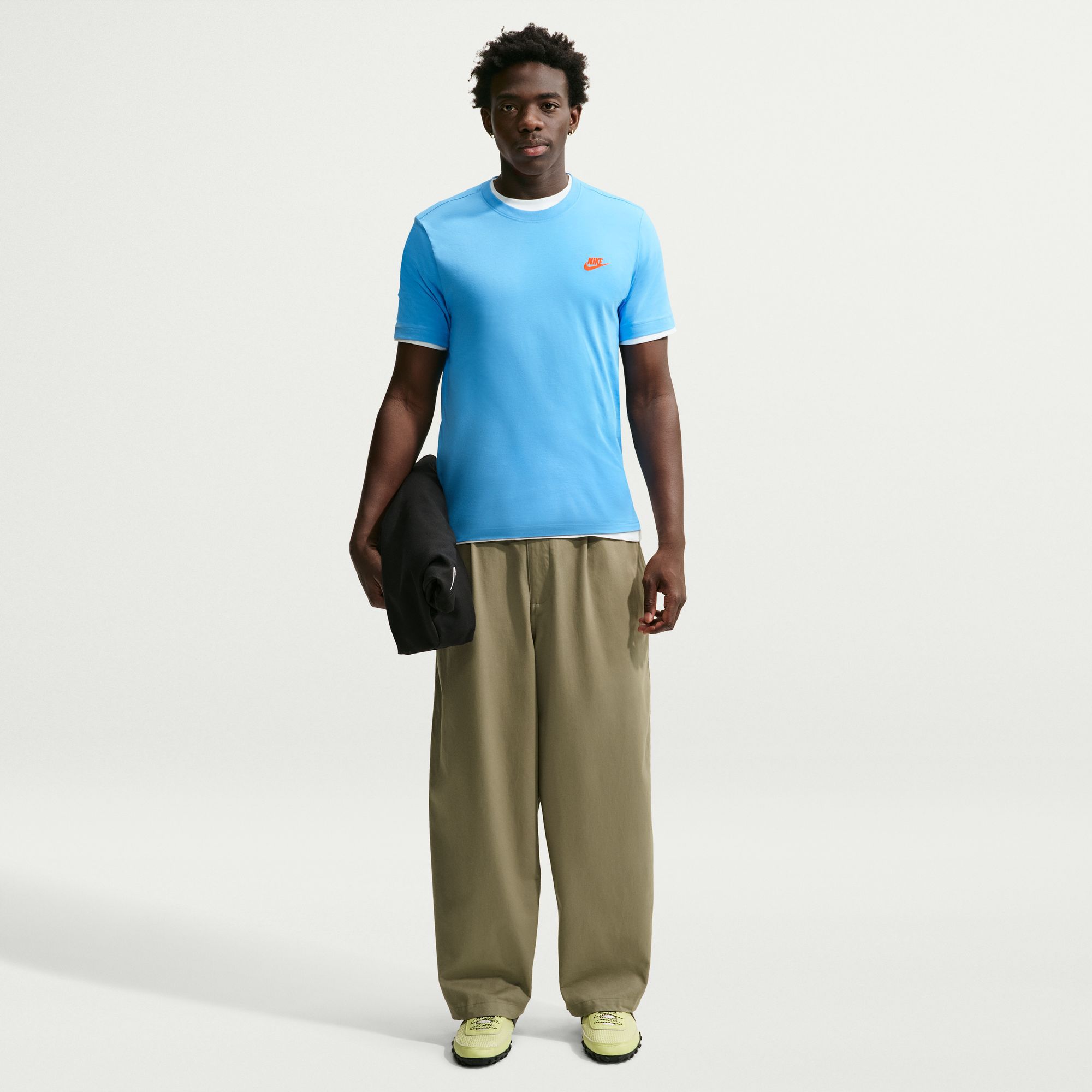 Nike Men's Sportswear Club T-Shirt product image