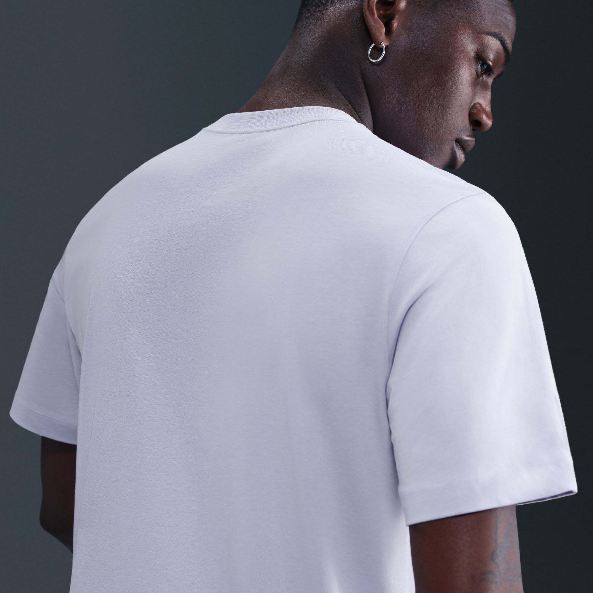 Nike Men's Sportswear Club T-Shirt product image