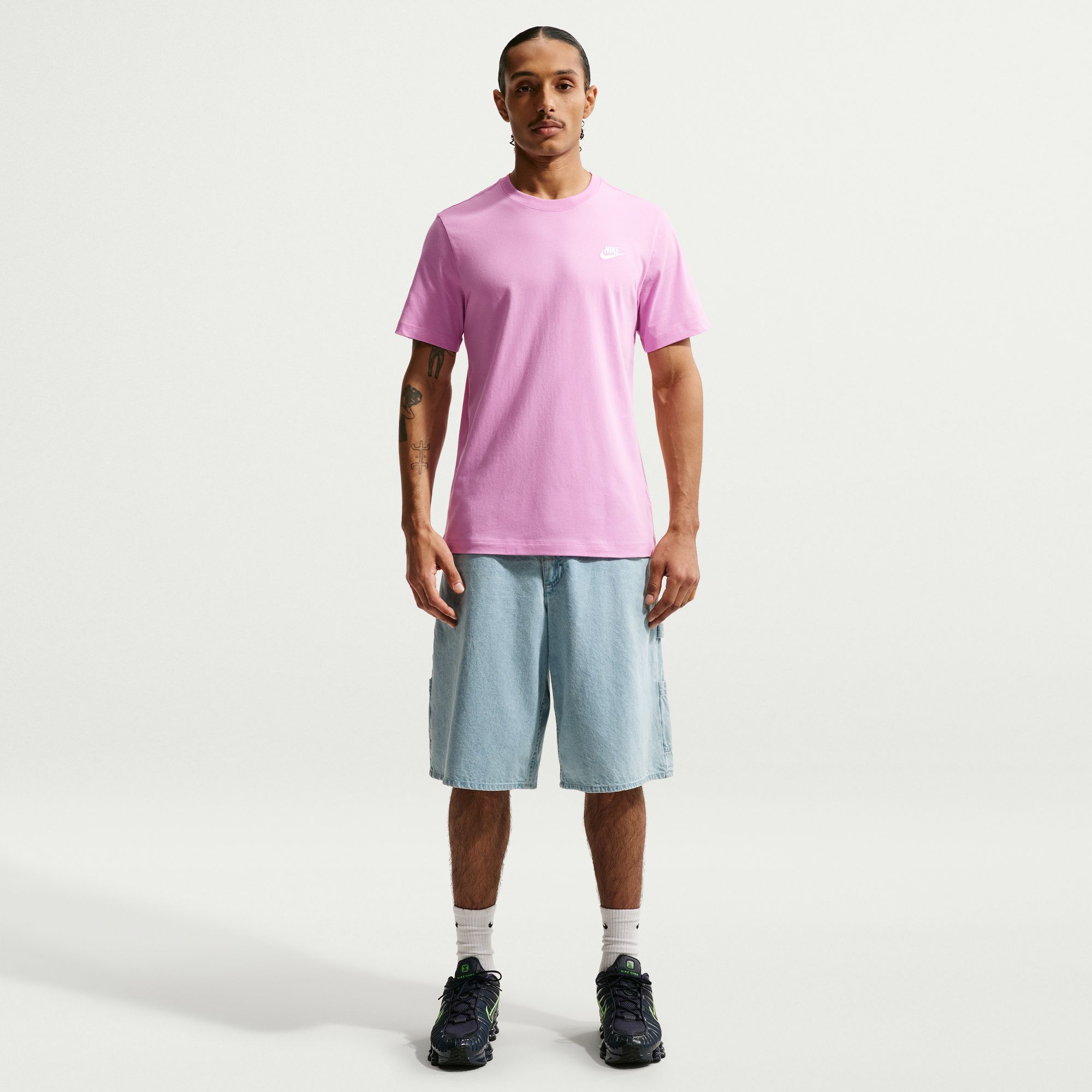 Nike Men's Sportswear Club T-Shirt product image