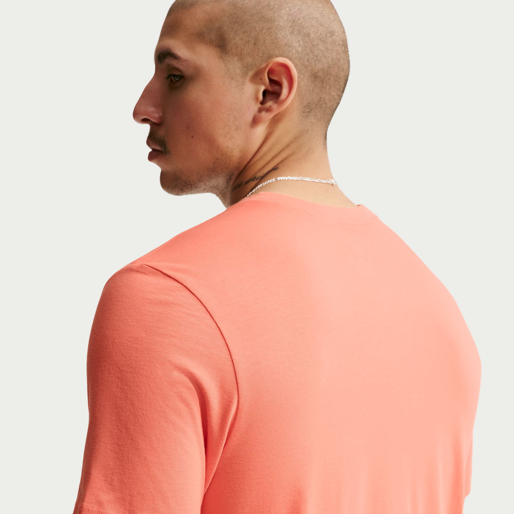 Nike Men's Sportswear Club T-Shirt product image