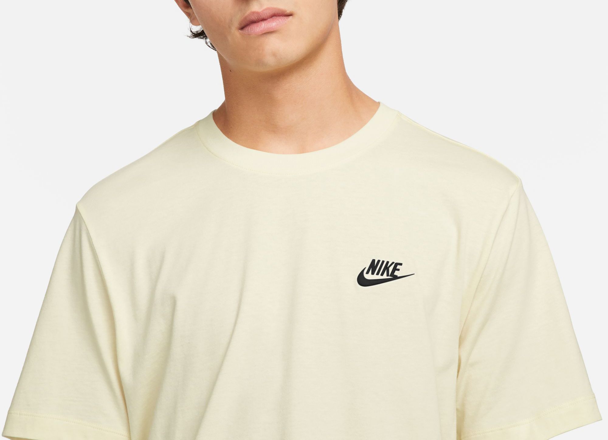 Nike Men's Sportswear Club T-Shirt product image