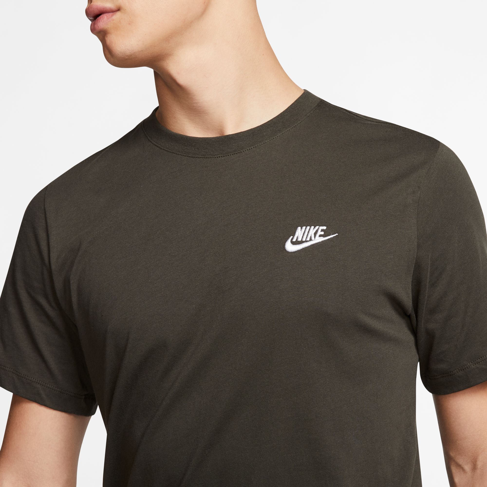 Nike Men's Sportswear Club T-Shirt product image