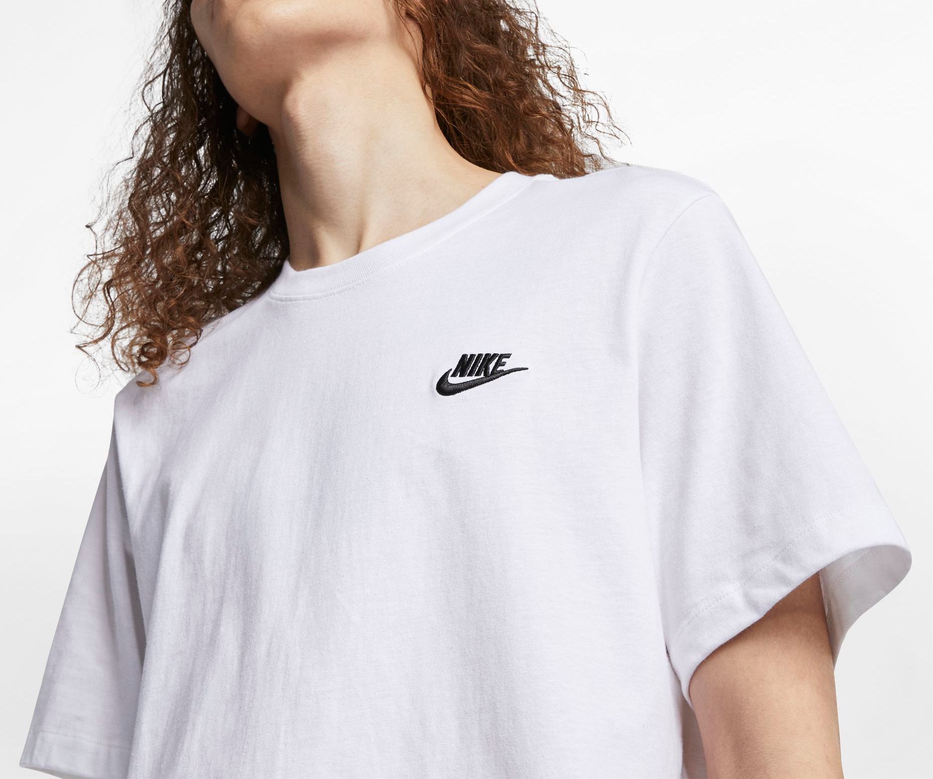 Nike Men's Sportswear Club T-Shirt product image
