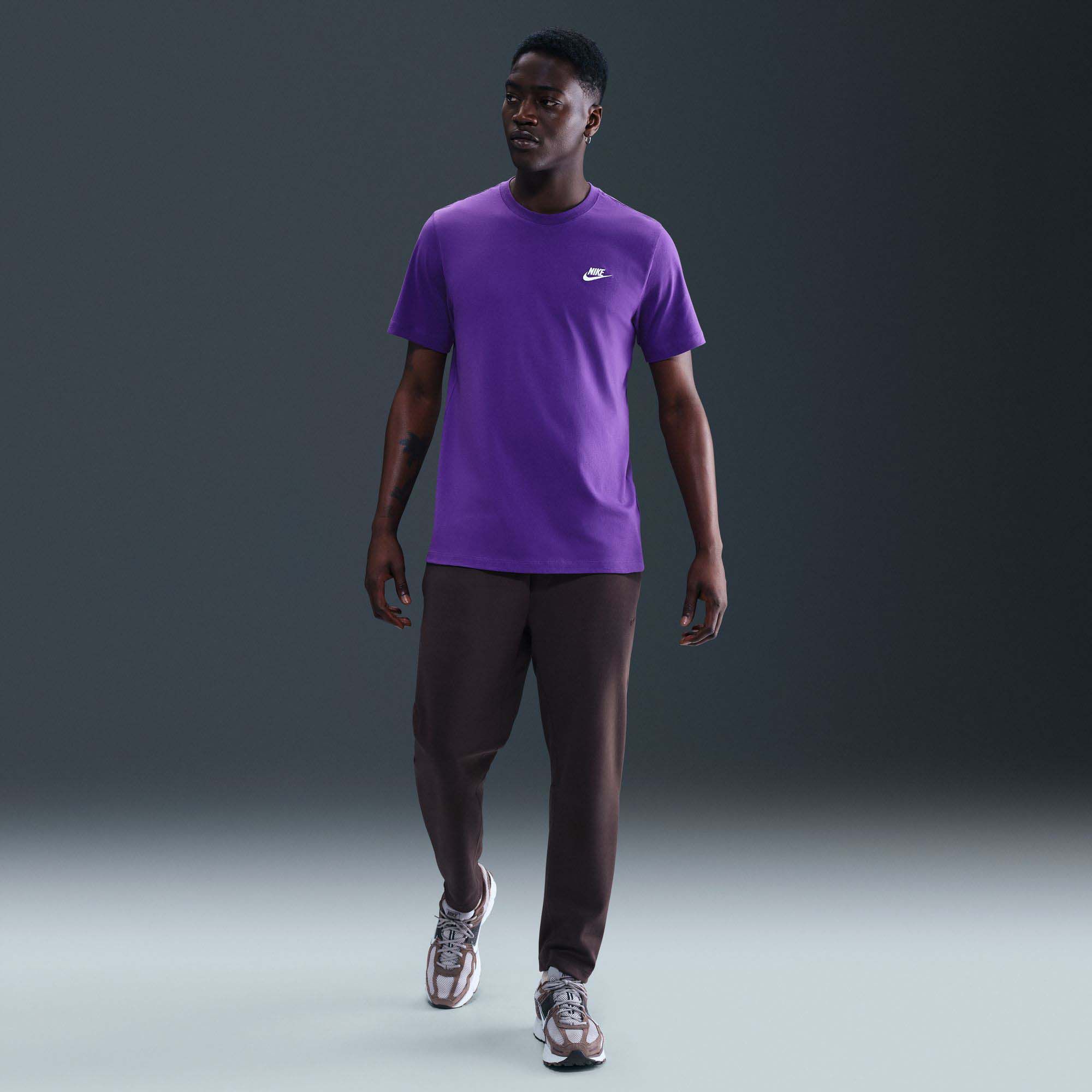 Nike Men's Sportswear Club T-Shirt product image