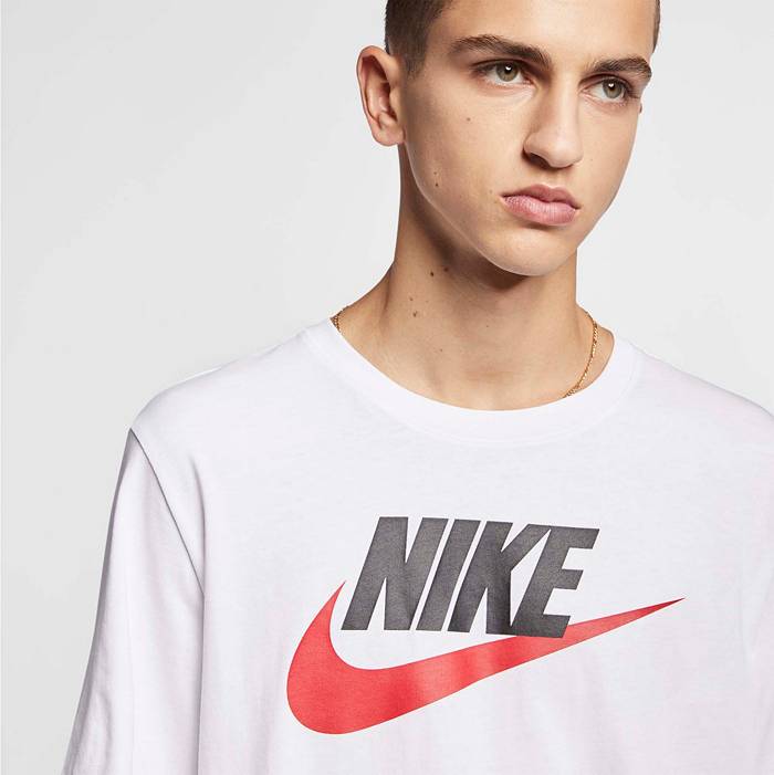 Nike Multi Futura T-shirt in white