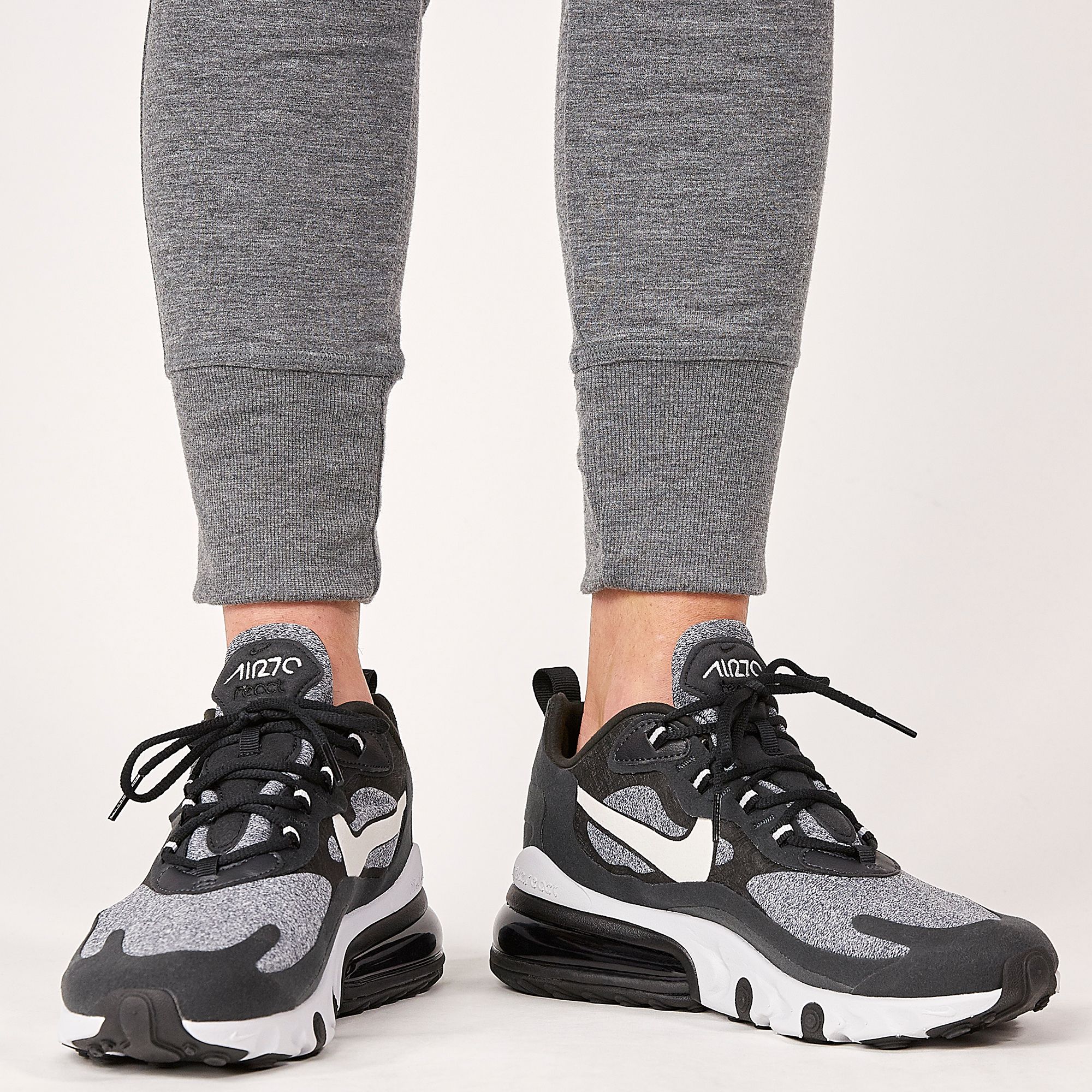 womens black nike air max 270