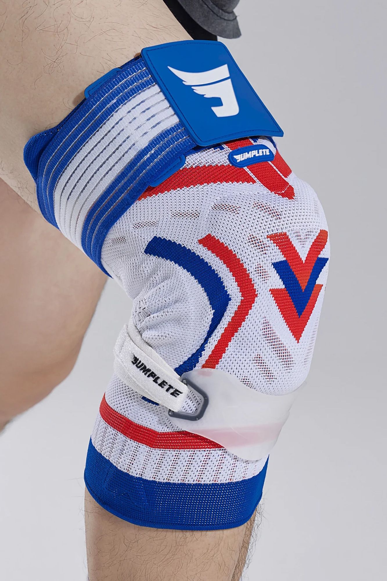 Jumplete Attakk Knee Support 2.0 product image