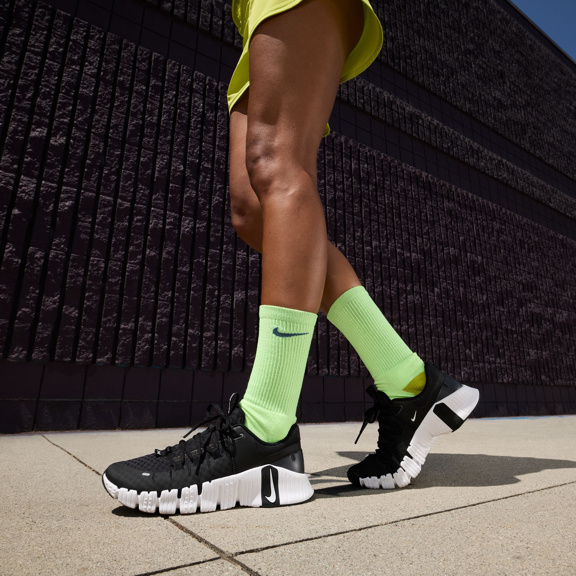 Nike Women's Free Metcon 5 Training Shoes product image