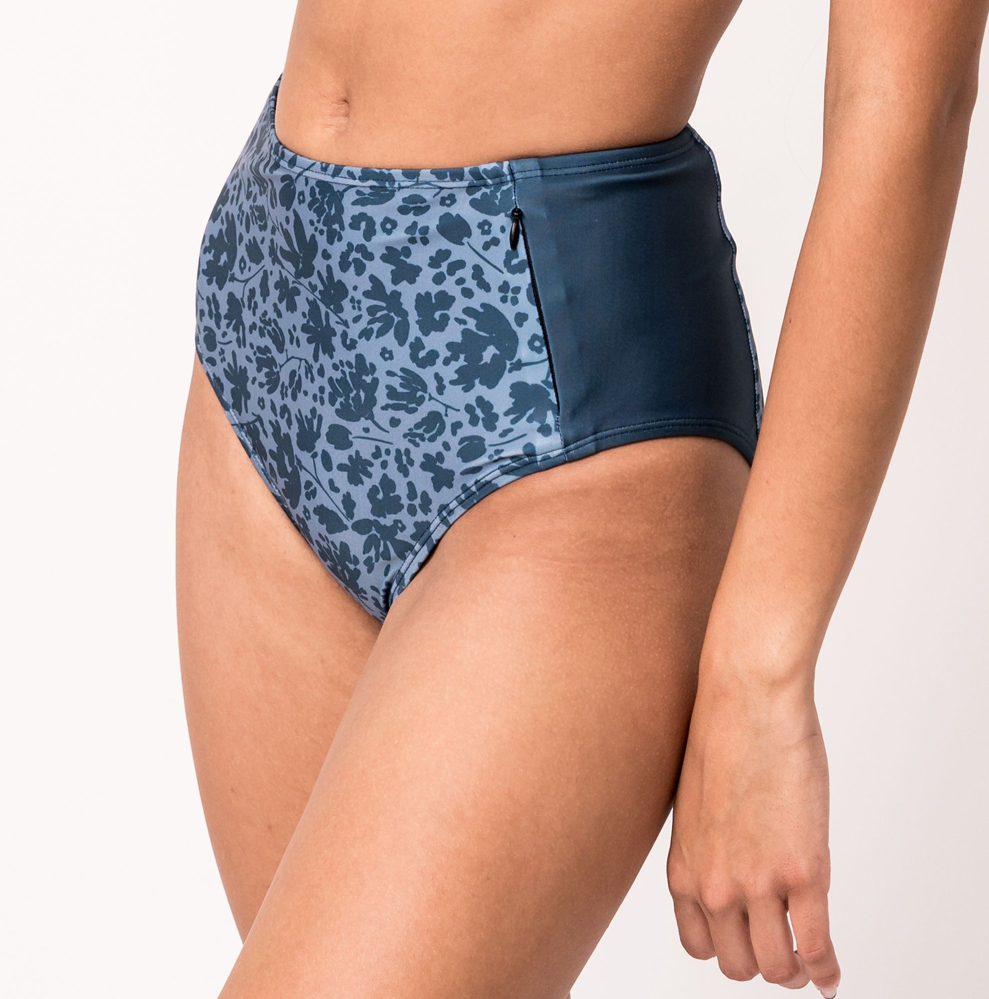 Nani Swimwear Women's Side Zip Swim Bottoms product image