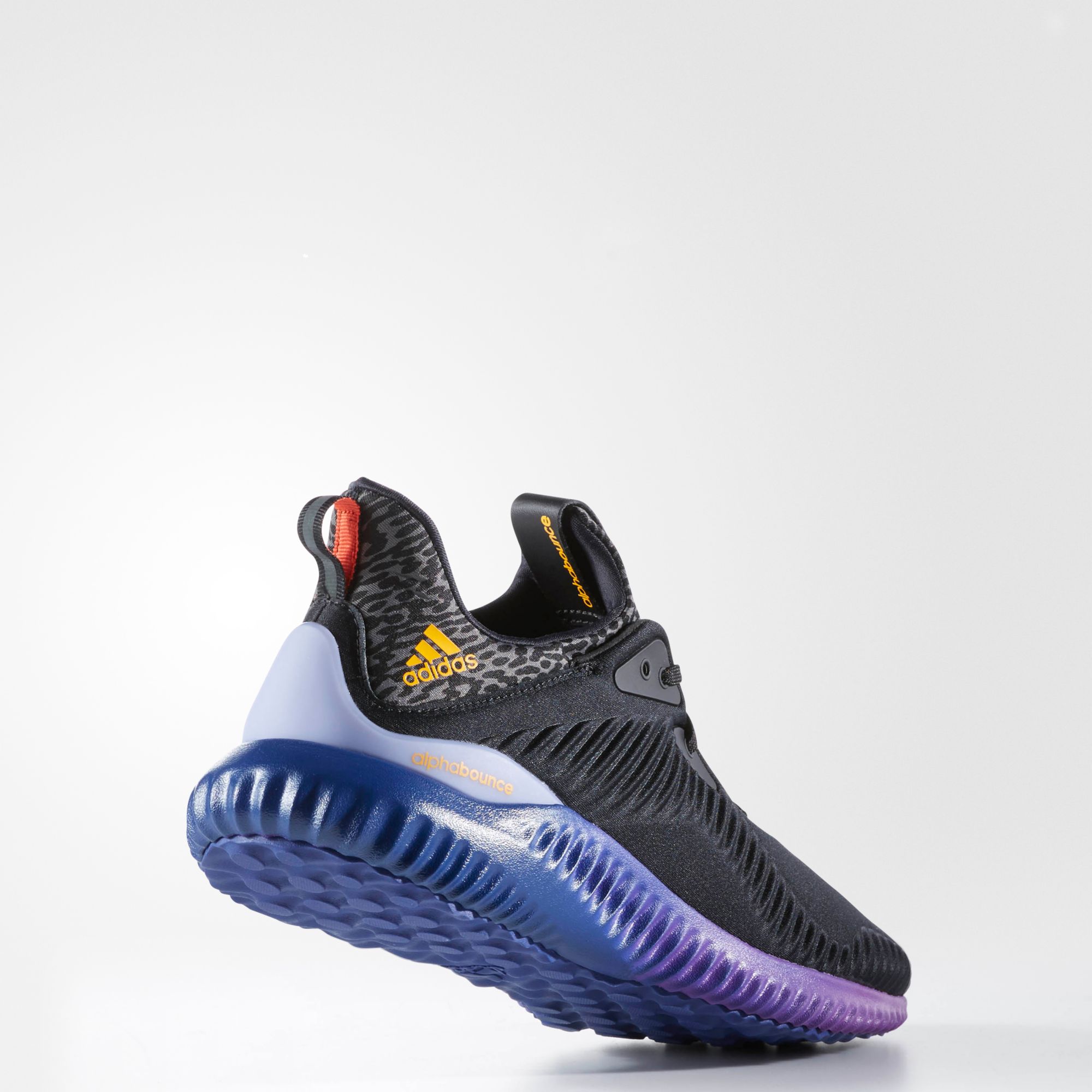 alphabounce running shoes