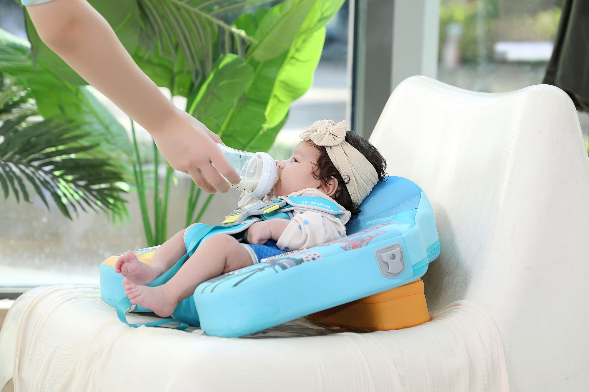 Mambobaby Sunny Navigator Baby Pool Float product image