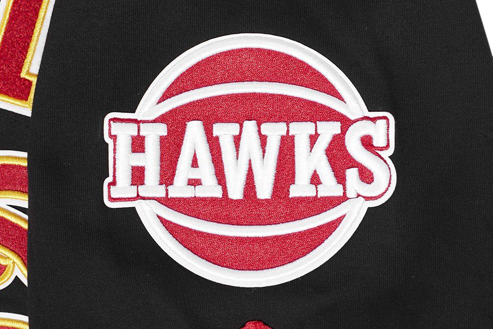 Pro Standard Men's Atlanta Hawks Black Classic Warm Up Jacket product image