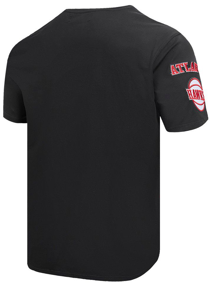 Pro Standard Men's Atlanta Hawks Black Old English Short Sleeve T-Shirt product image