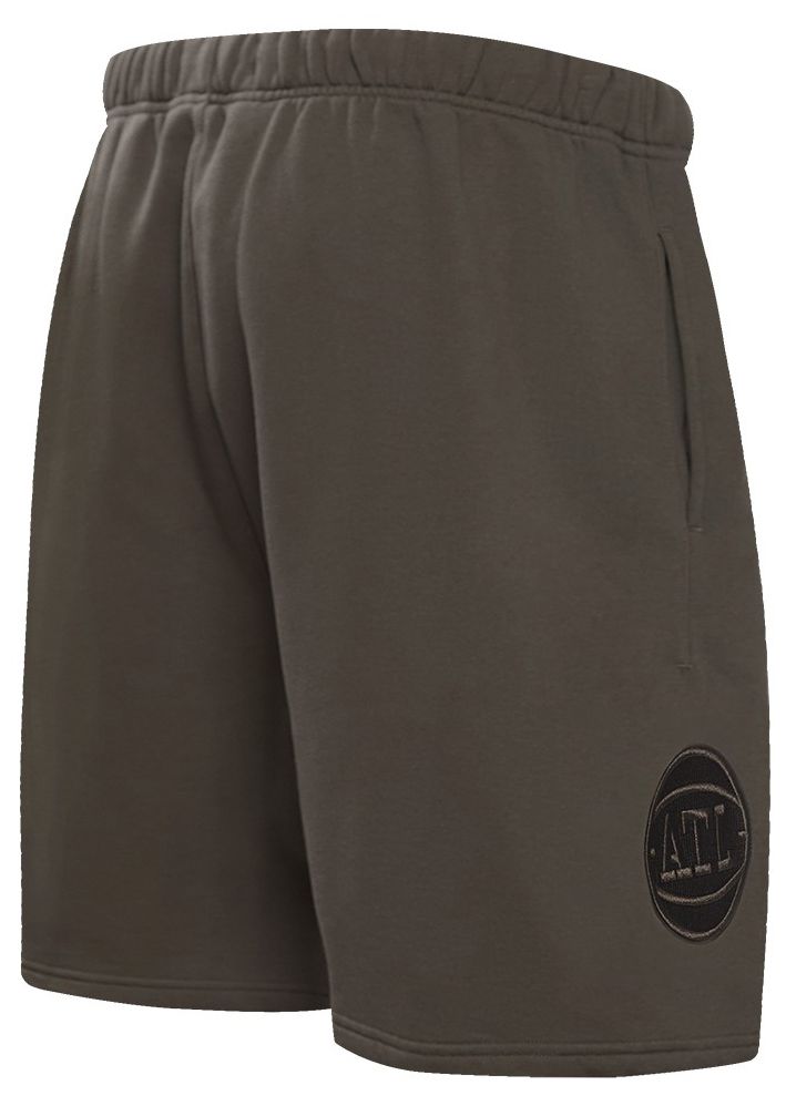 Pro Standard Men's Atlanta Hawks Taupe Neutral Fleece Shorts product image