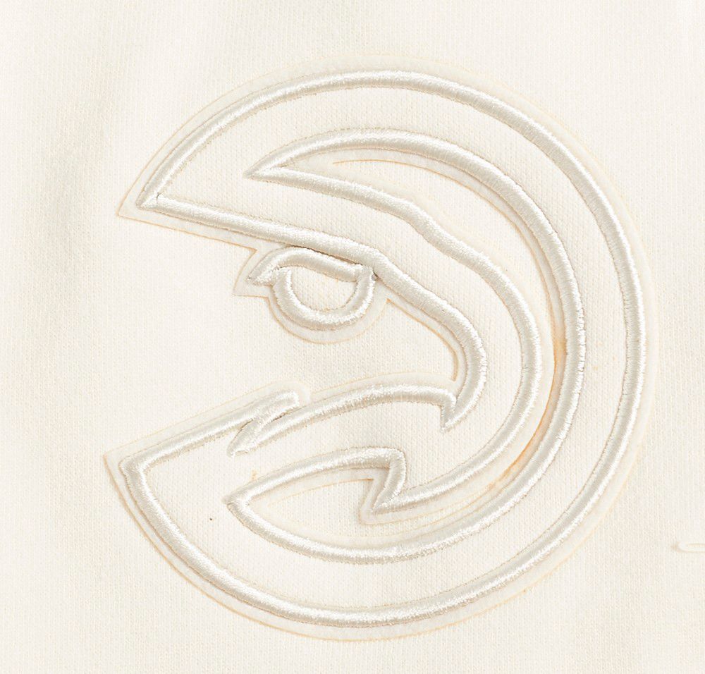 Pro Standard Men's Atlanta Hawks Off White Neutral Fleece Shorts product image