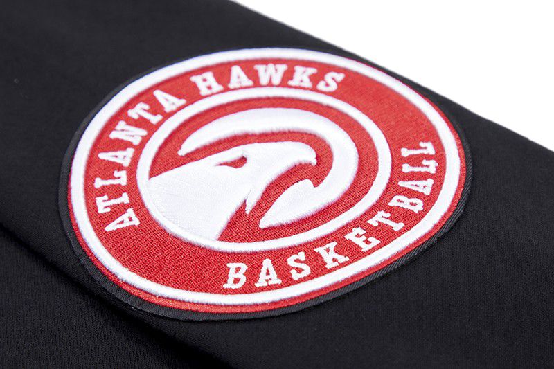Pro Standard Men's Atlanta Hawks Black Classic Chenille Pullover Hoodie product image