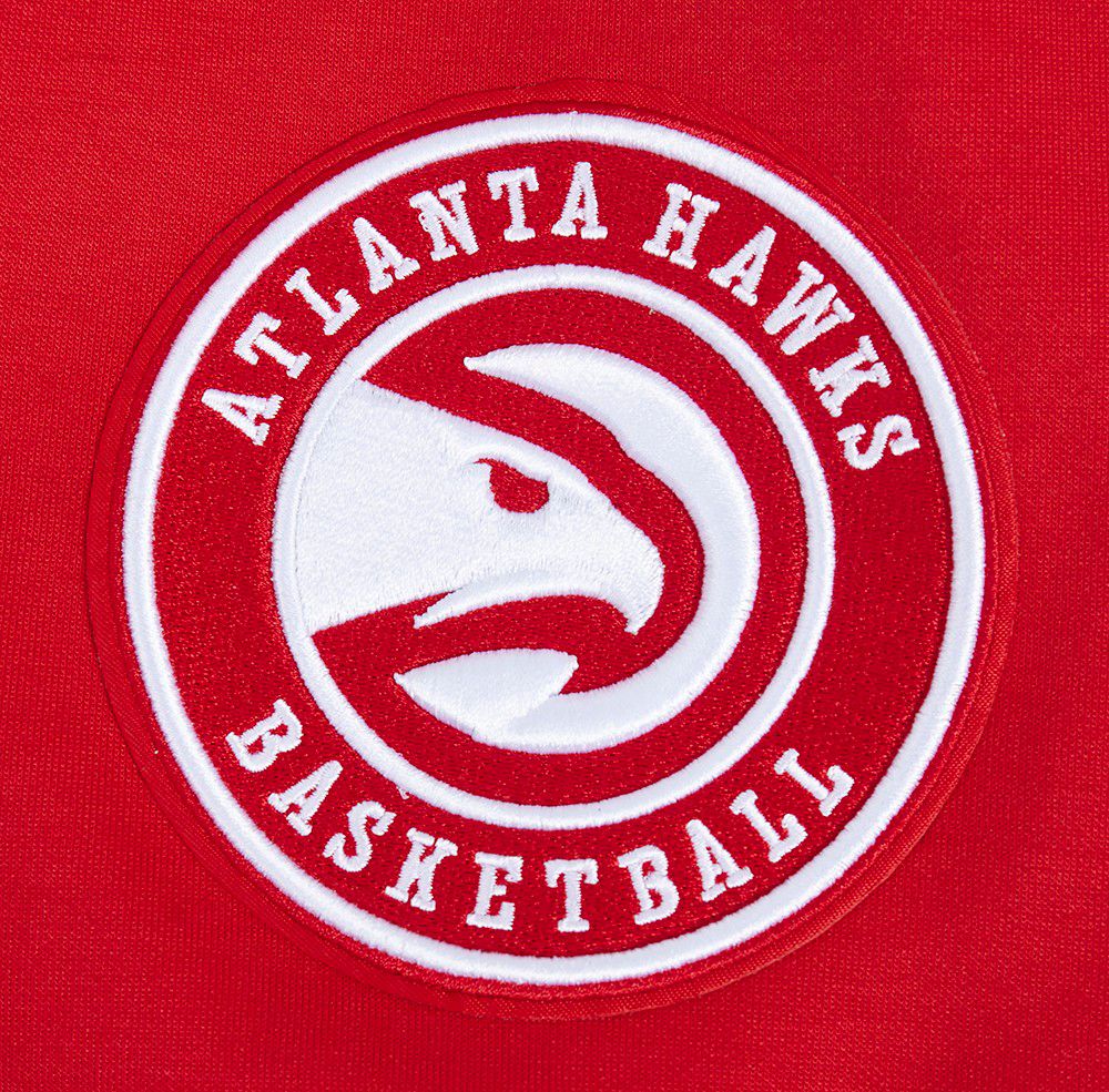 Pro Standard Men's Atlanta Hawks Red Classic Chenille Pullover Hoodie product image