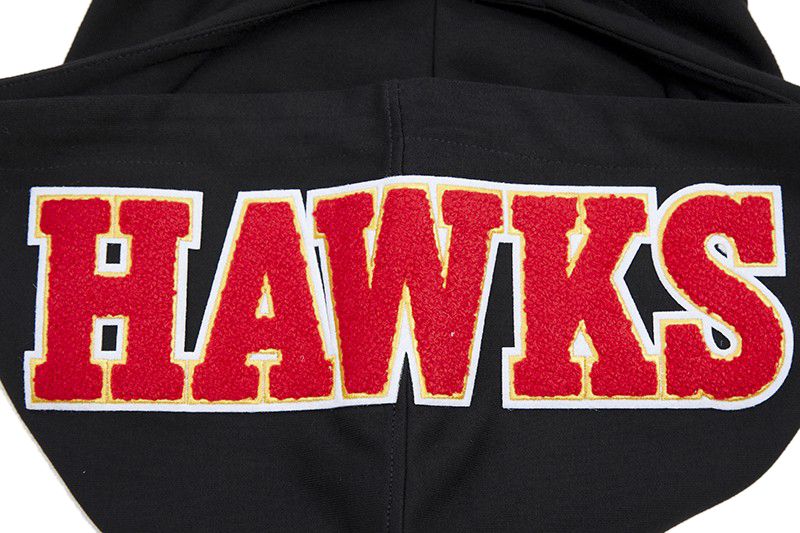 Pro Standard Men's Atlanta Hawks Black Classic Chenille Full Zip Hoodie product image