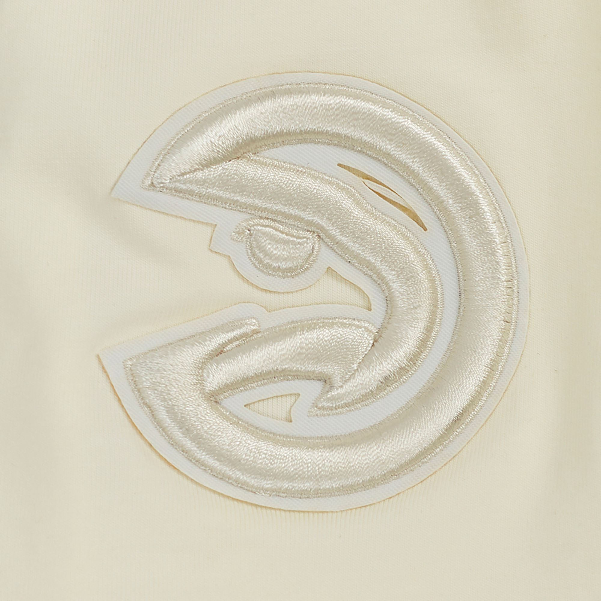 Pro Standard Women's Atlanta Hawks Off-White Neutral Boxy Cropped T-Shirt product image