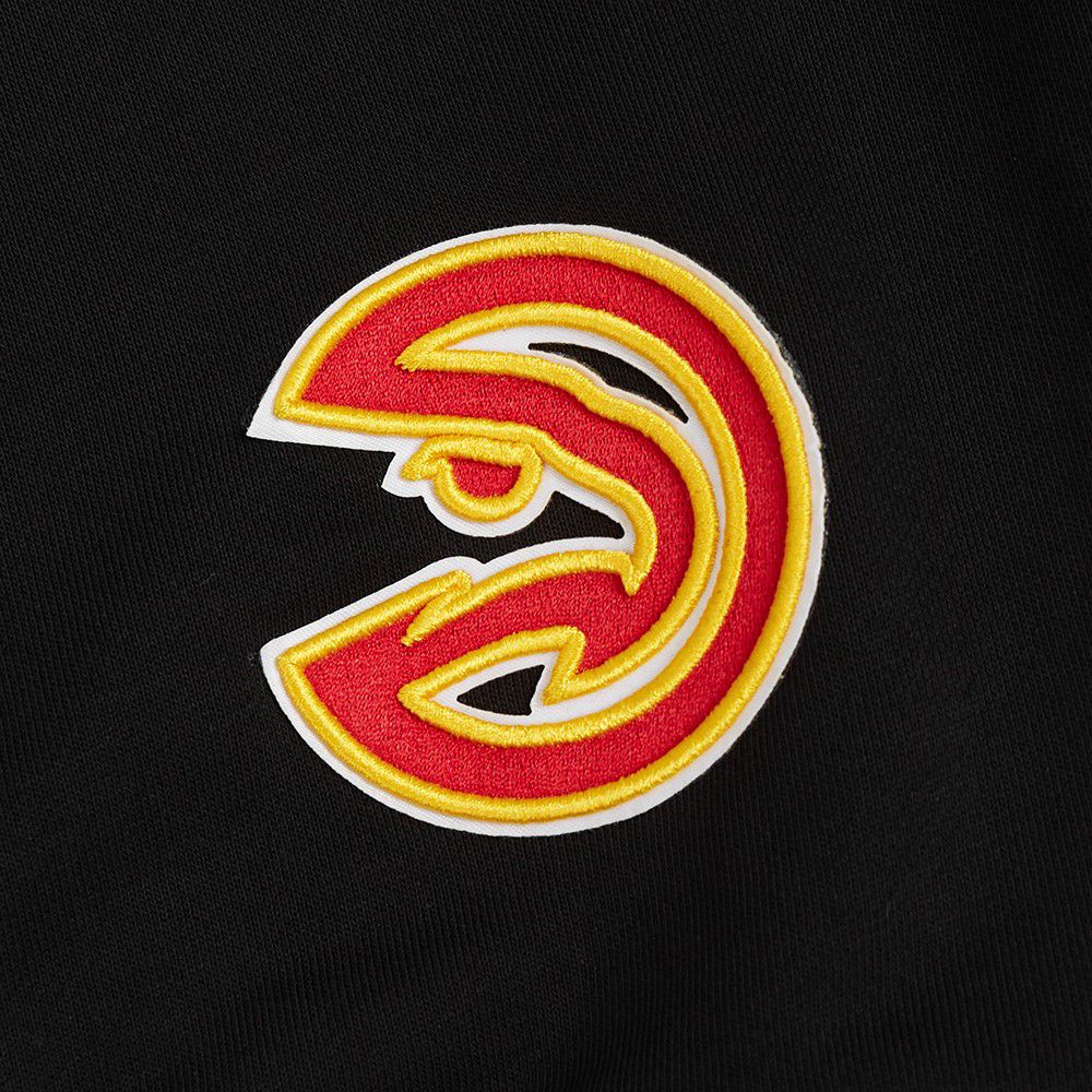 Pro Standard Women's Atlanta Hawks Black Wingspan Fleece Crewneck Sweatshirt product image