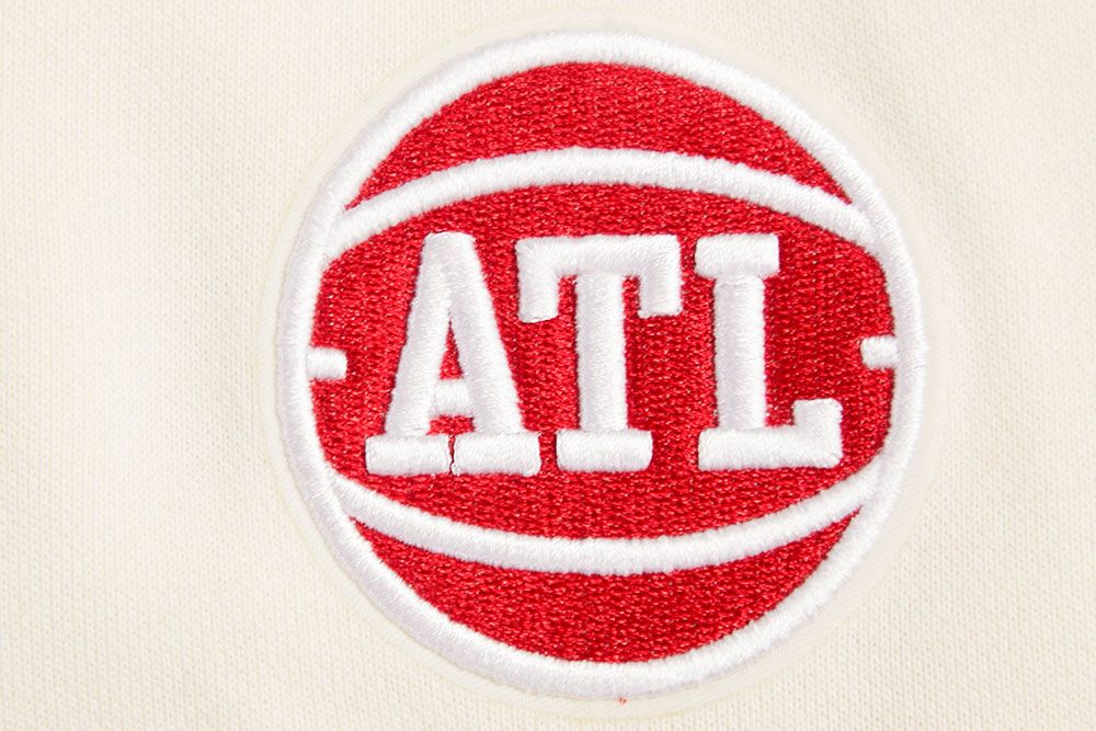 Pro Standard Women's Atlanta Hawks Cropped Hoodie product image