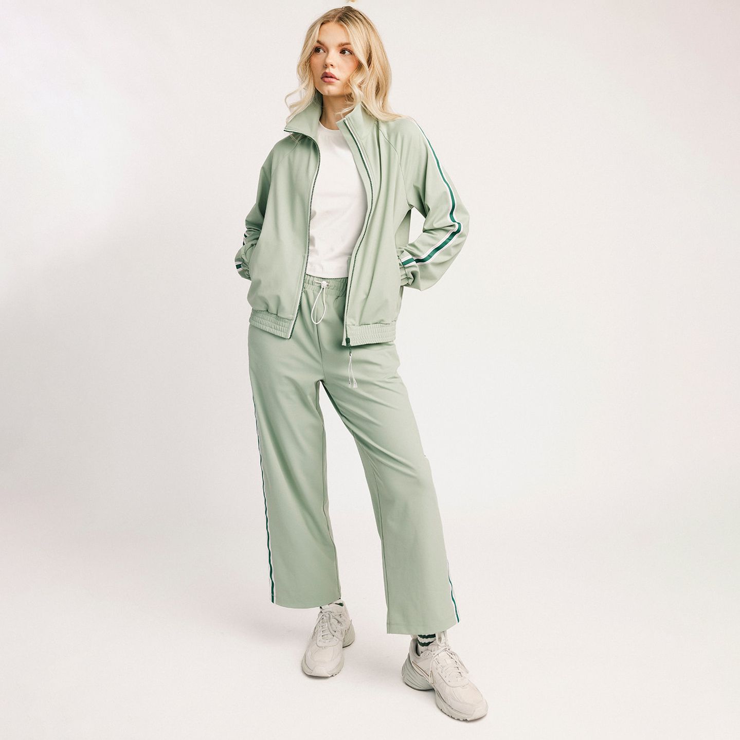 Fore All Women's Lyla Golf Jacket product image