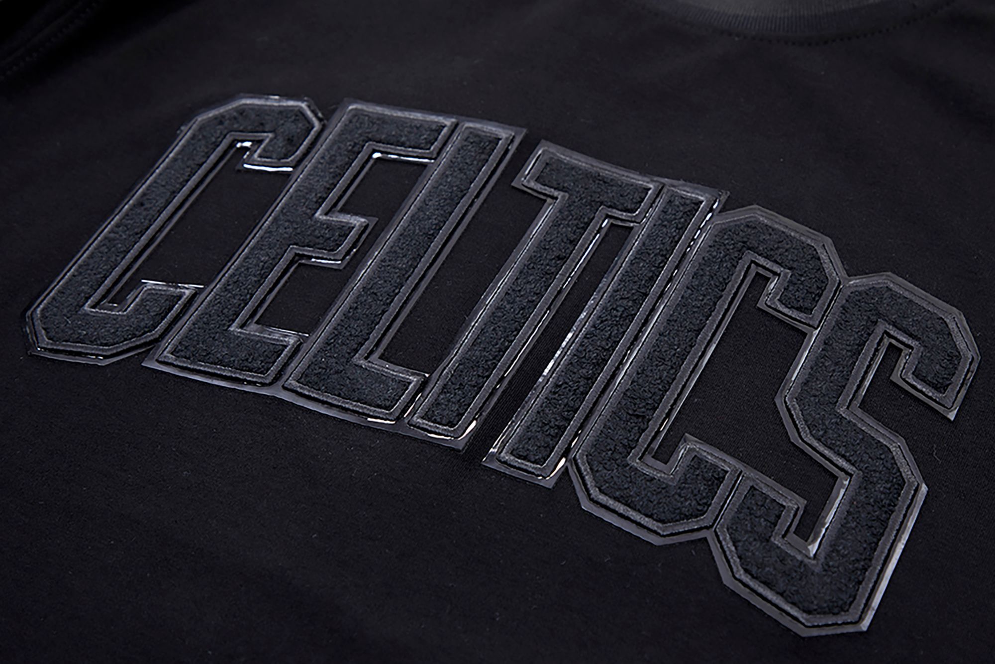 Pro Standard Men's Boston Celtics Black Pro Team T-Shirt product image