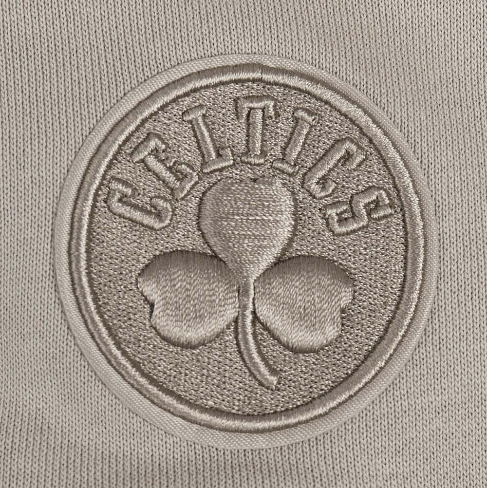 Pro Standard Women's Boston Celtics Wingpsan Crewneck Sweatshirt product image