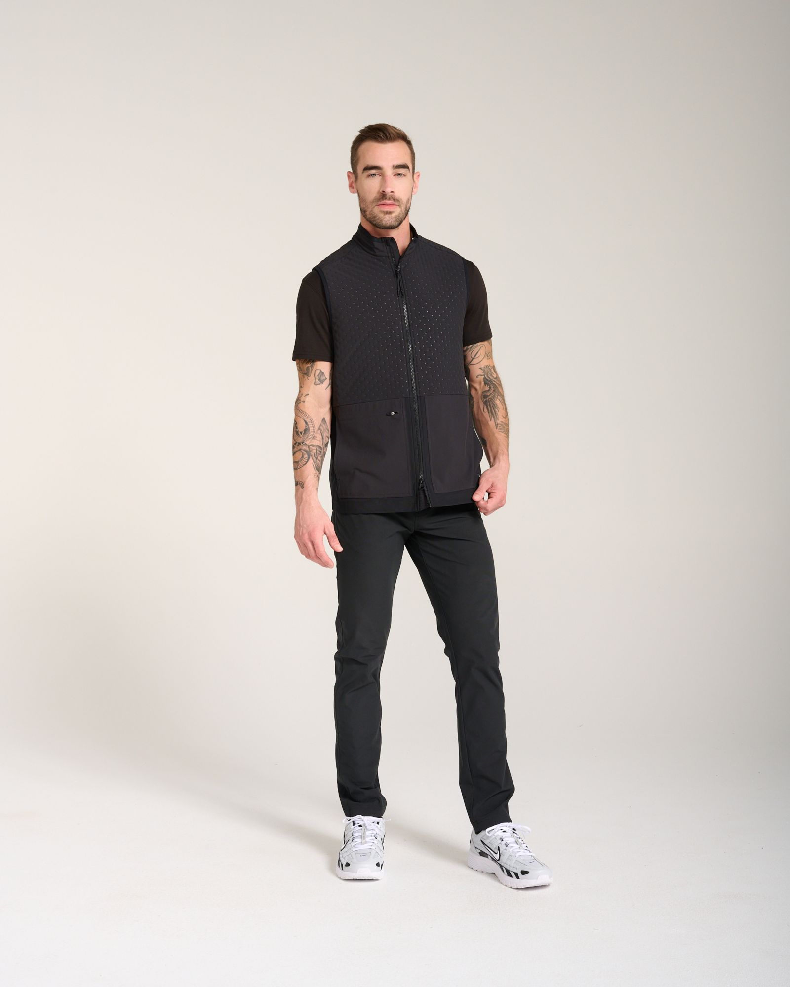 Bad Birdie Men's Hybrid Golf Vest product image