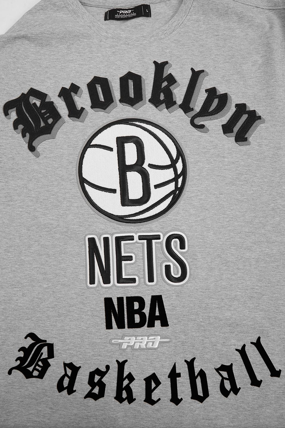 Pro Standard Men's Brooklyn Nets Gray Old English Short Sleeve T-Shirt product image