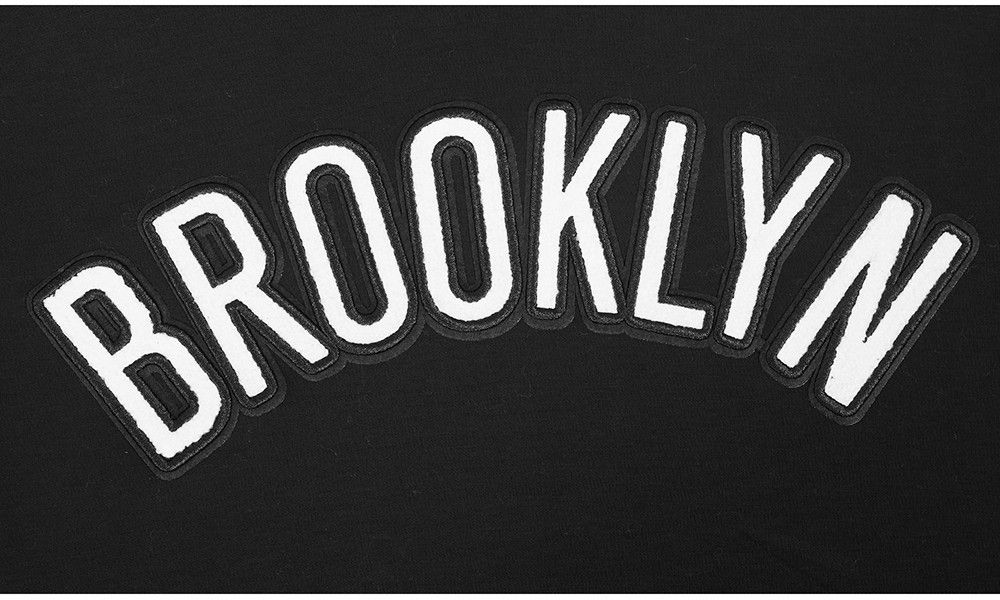 Pro Standard Men's Brooklyn Nets Black Classic Chenille Short Sleeve Pullover Hoodie product image