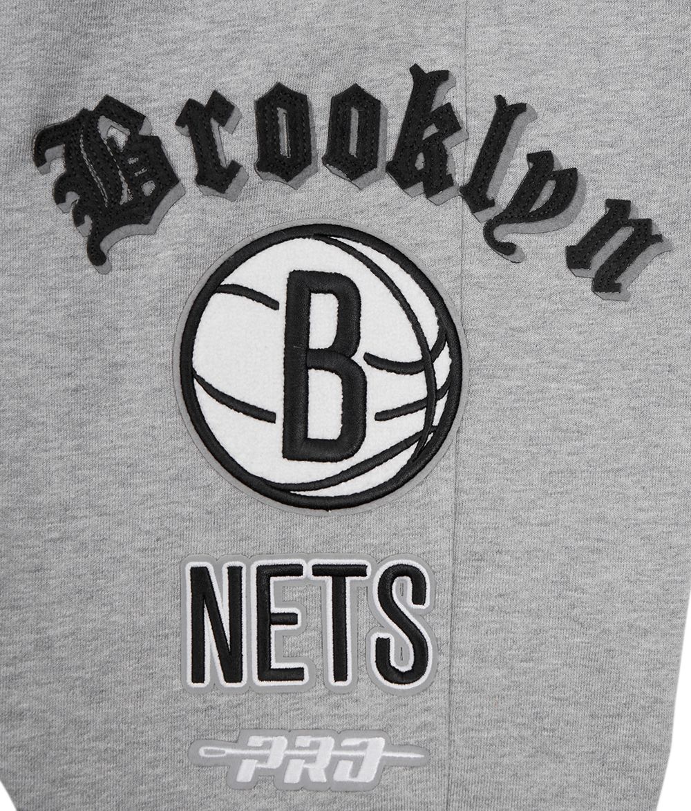 Pro Standard Men's Brooklyn Nets Gray Old English Fleece Sweatpants product image