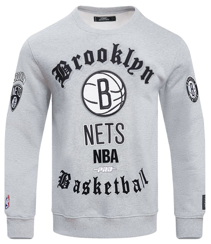 Pro Standard Men's Brooklyn Nets Grey Old English Fleece Crewneck Sweatshirt product image