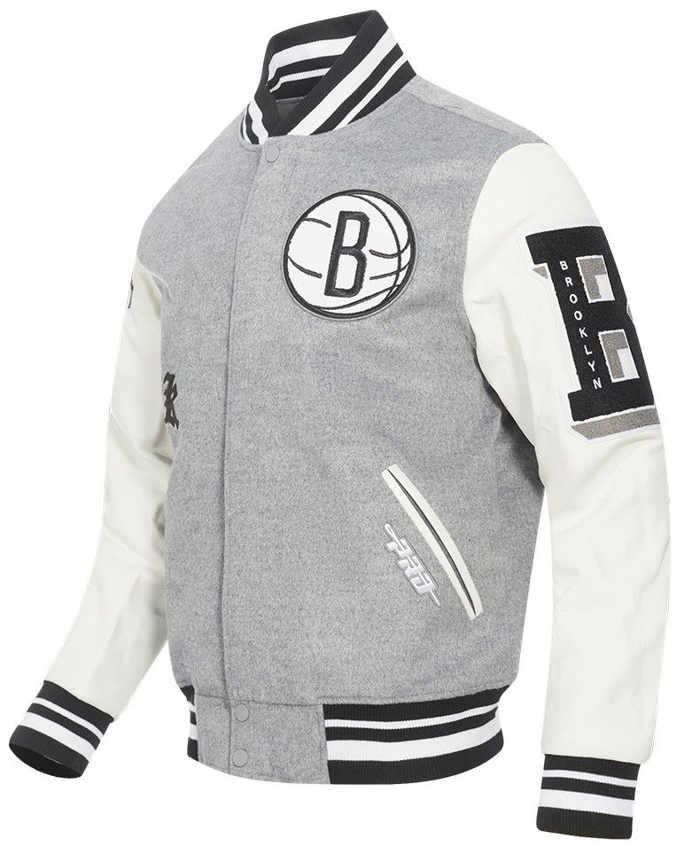 Pro Standard Men's Brooklyn Nets Grey Old English Rib Wool Varsity Jacket product image
