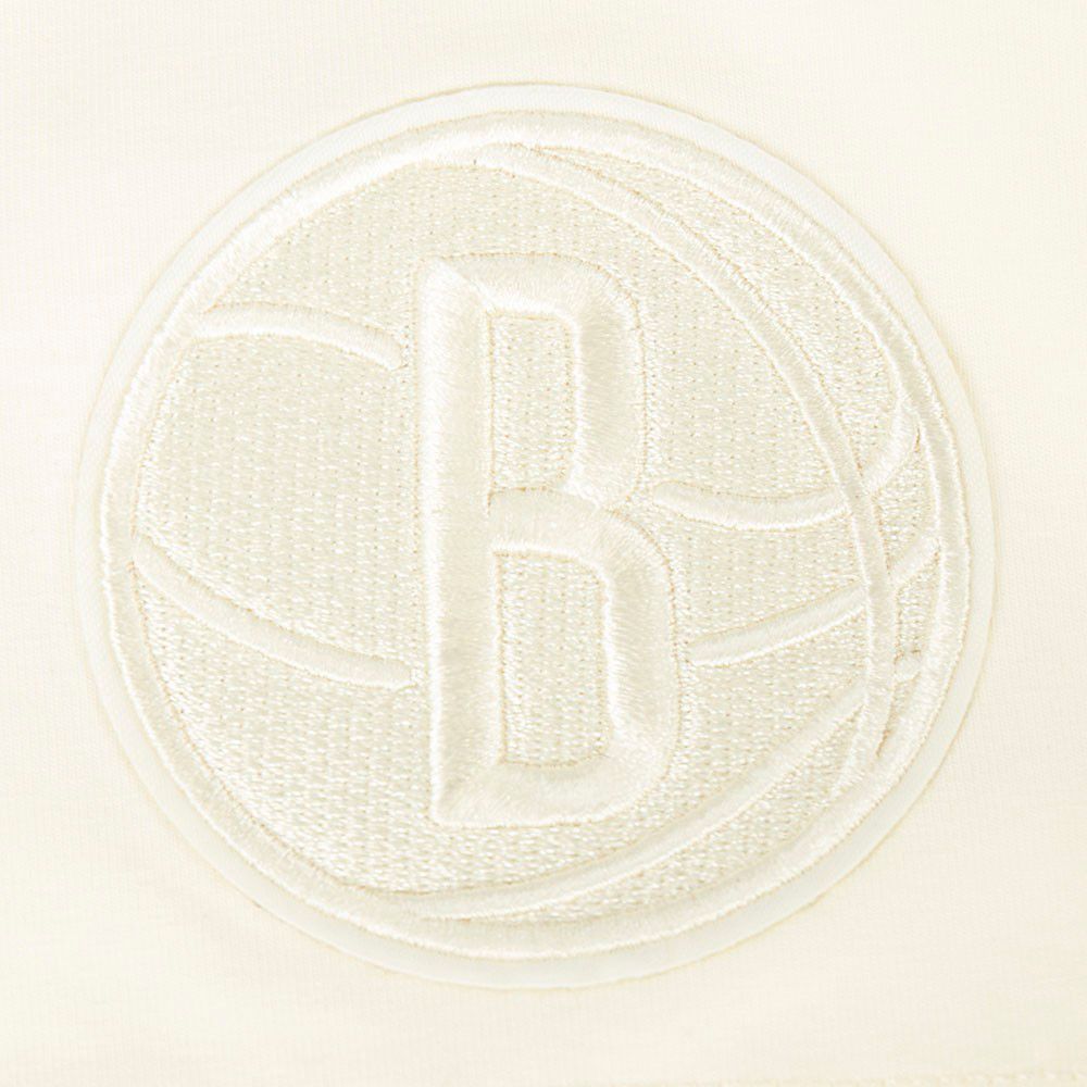 Pro Standard Women's Brooklyn Nets Off White Neutral Boxy T-Shirt product image