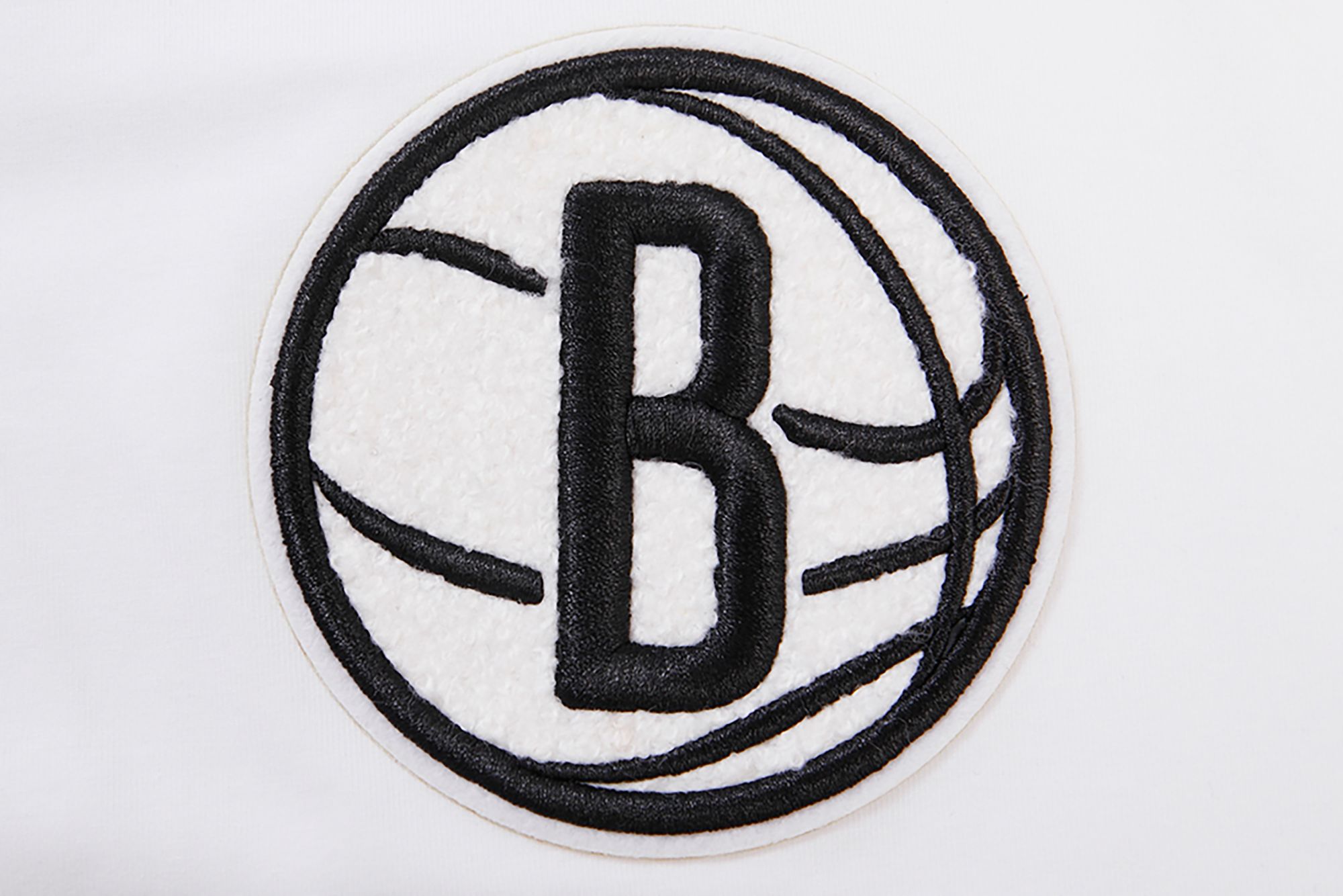 Pro Standard Women's Brooklyn Nets White Boxy T-Shirt product image