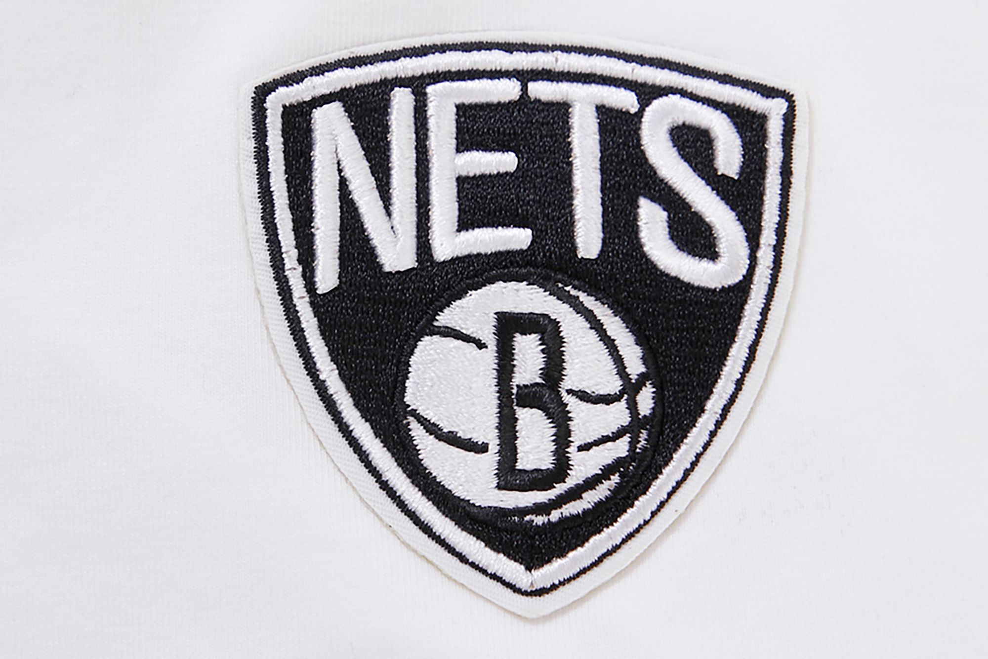 Pro Standard Women's Brooklyn Nets White Boxy T-Shirt product image
