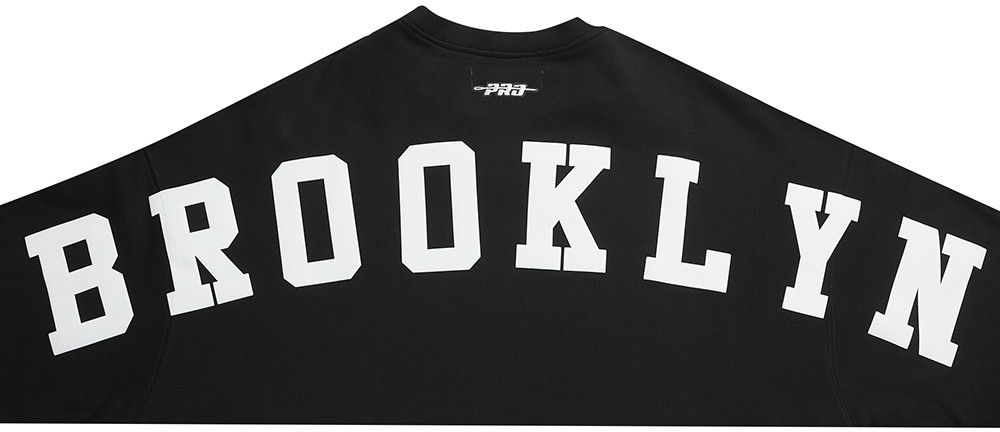 Pro Standard Women's Brooklyn Nets Black Wingspan Fleece Crewneck Sweatshirt product image