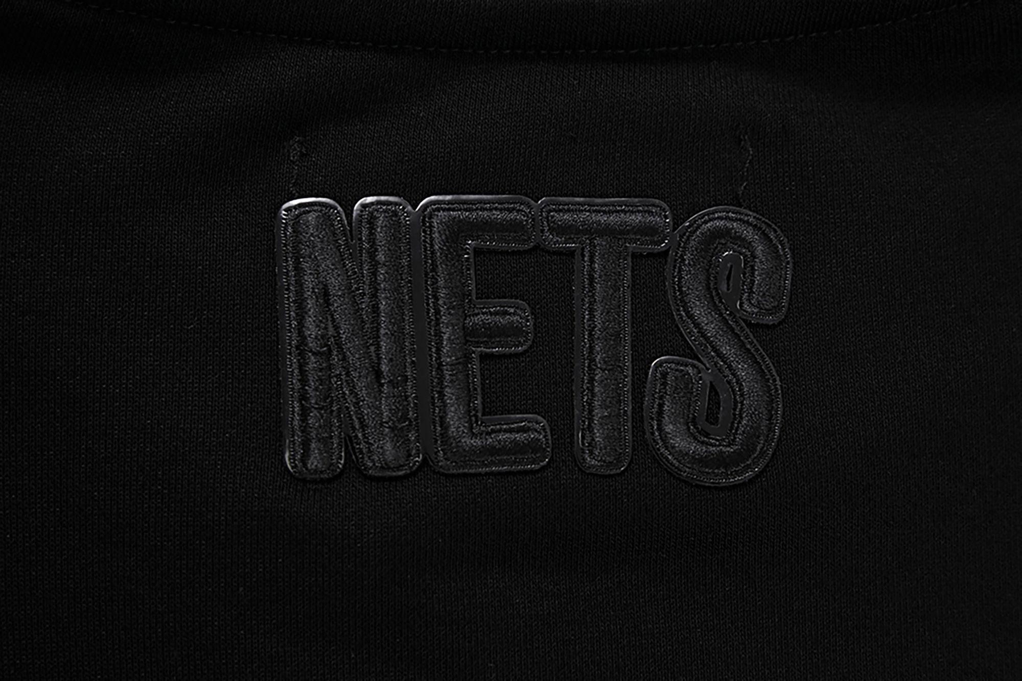 Pro Standard Women's Brooklyn Nets Black Fleece Crewneck Sweater product image