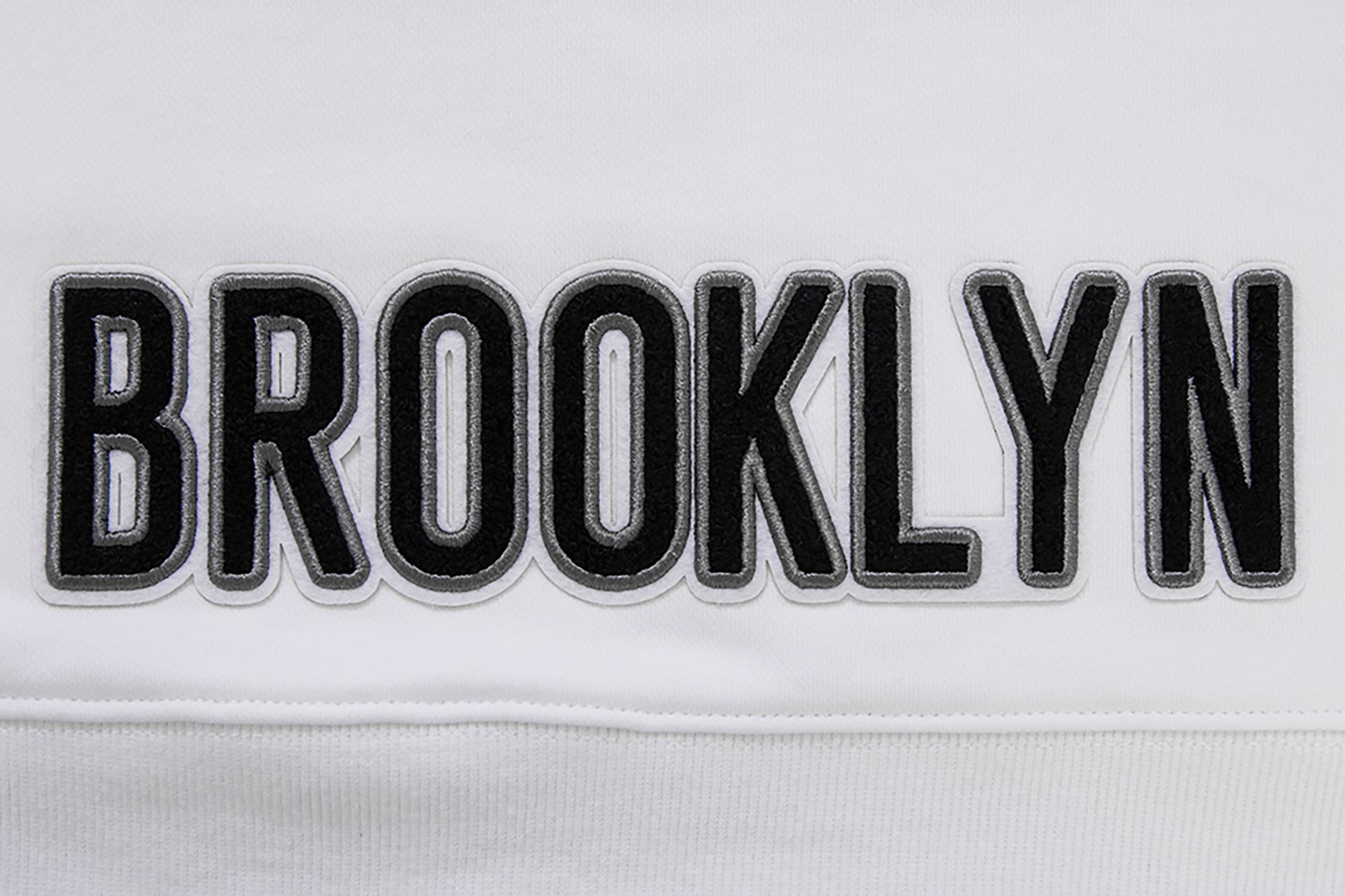 Pro Standard Women's Brooklyn Nets White Cropped Fleece Pullover Hoodie product image