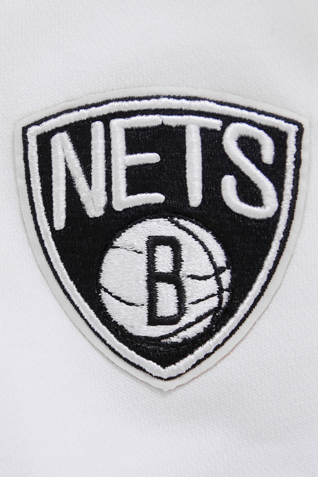 Pro Standard Women's Brooklyn Nets White Fleece Pullover Hoodie product image