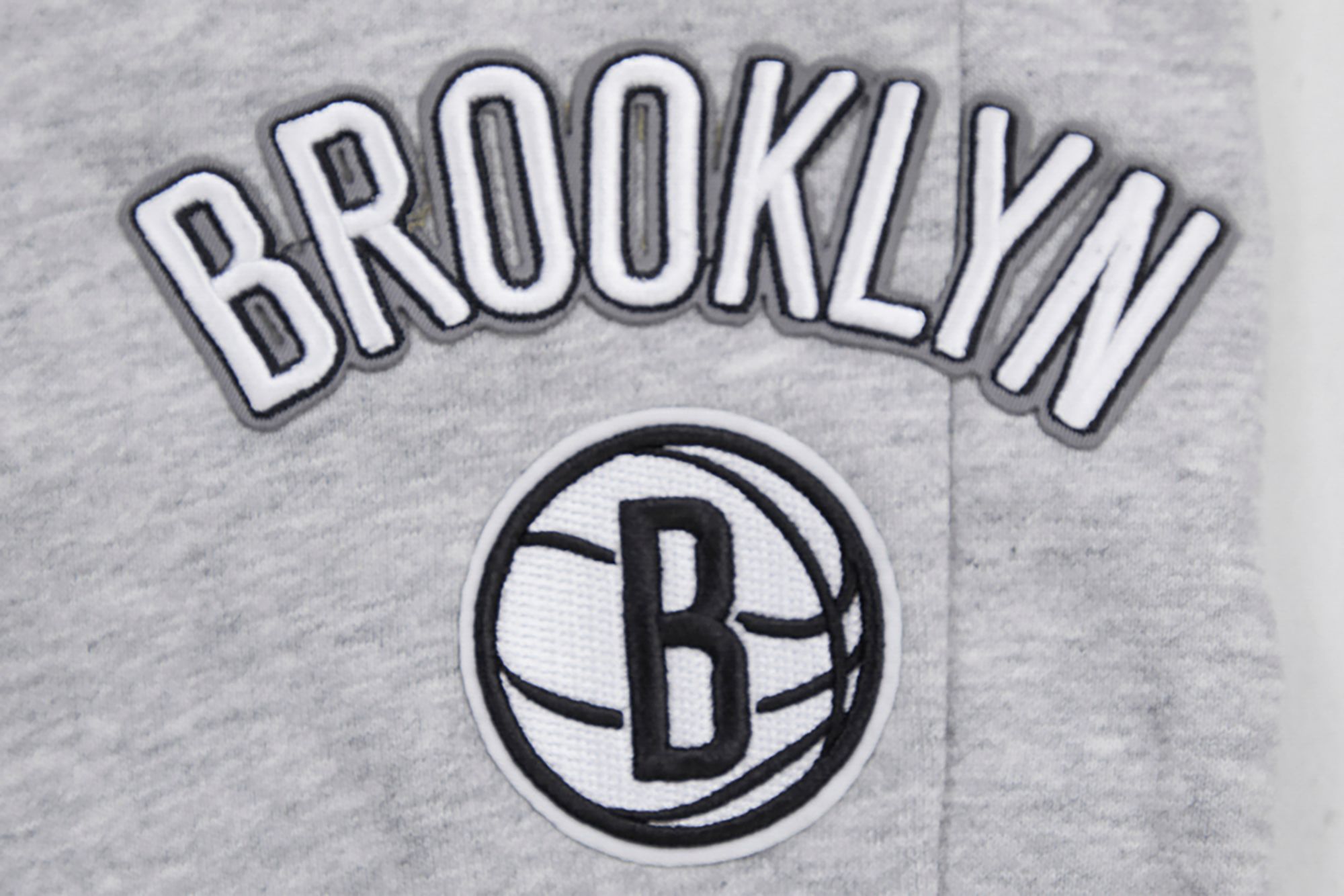 Pro Standard Women's Brooklyn Nets Grey Fleece Sweatpants product image