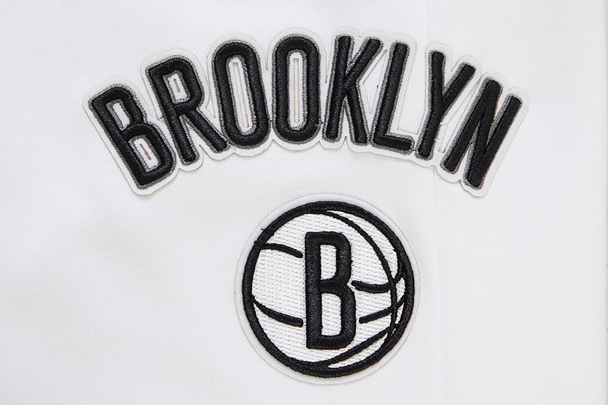 Pro Standard Women's Brooklyn Nets White Fleece Sweatpants product image