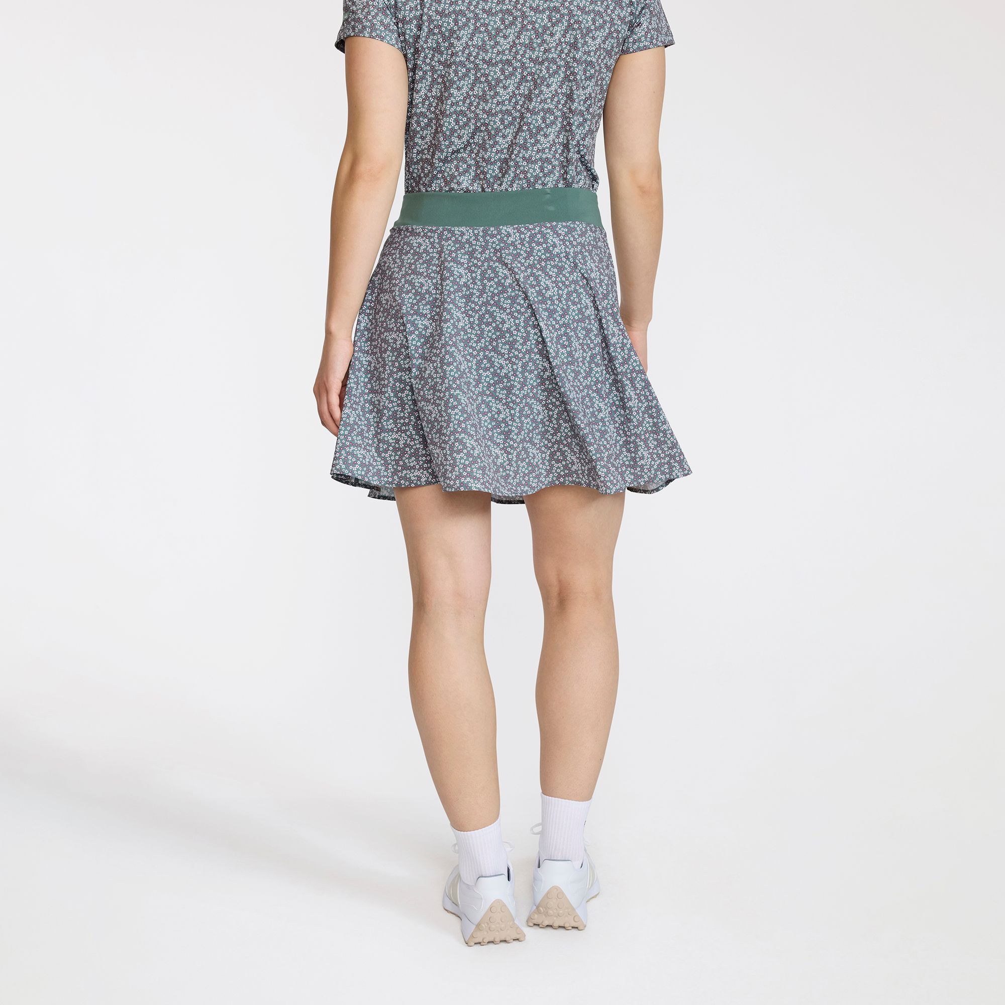 Bad Birdie Women's Exec Golf SKort product image