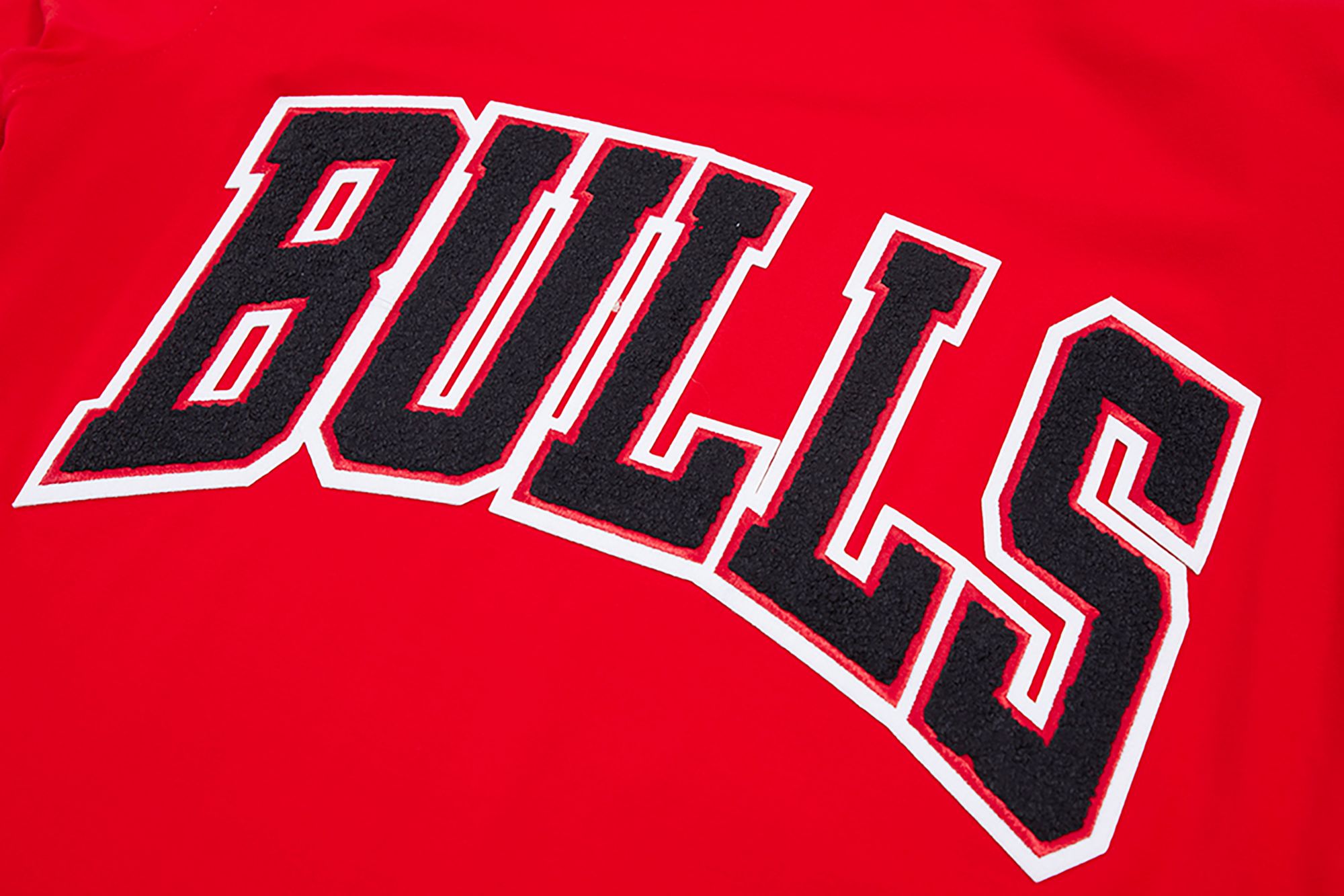 Pro Standard Men's Chicago Bulls Red Chenille T-Shirt product image