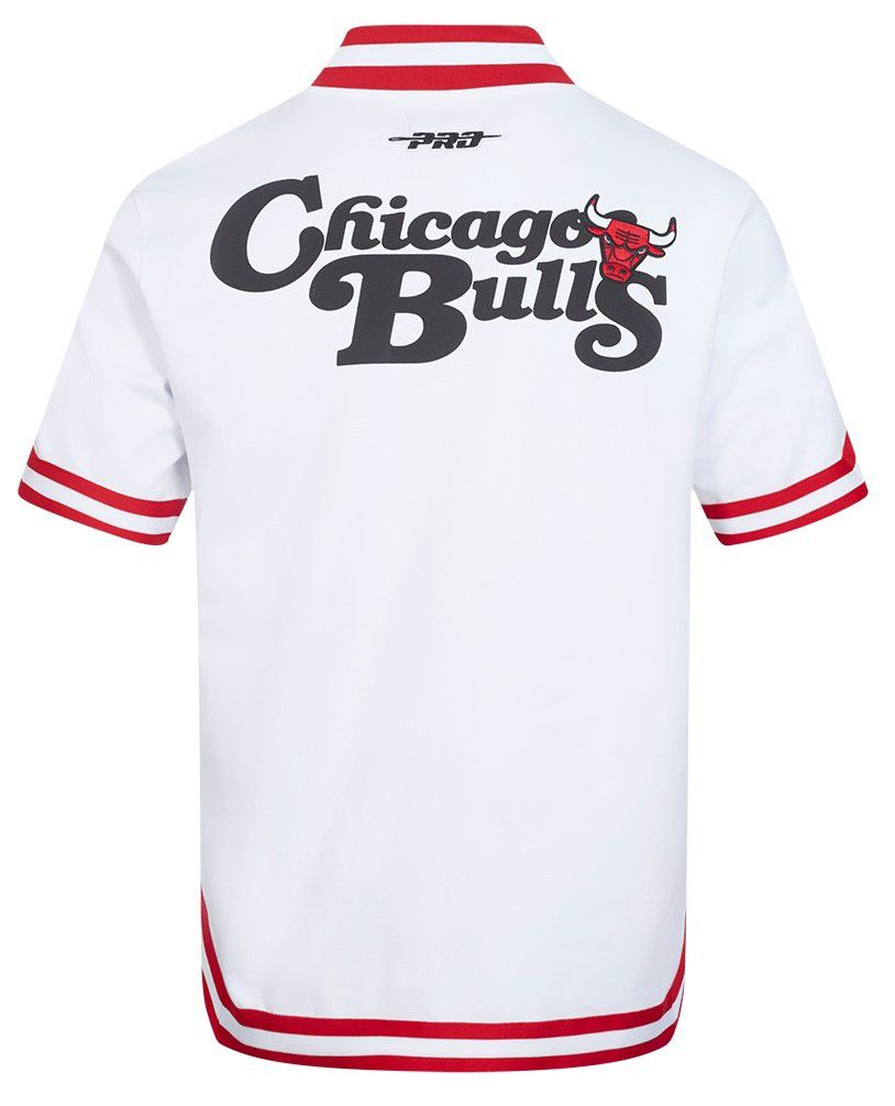 Pro Standard Men's Chicago Bulls White Souvenir Warm Up Jacket product image